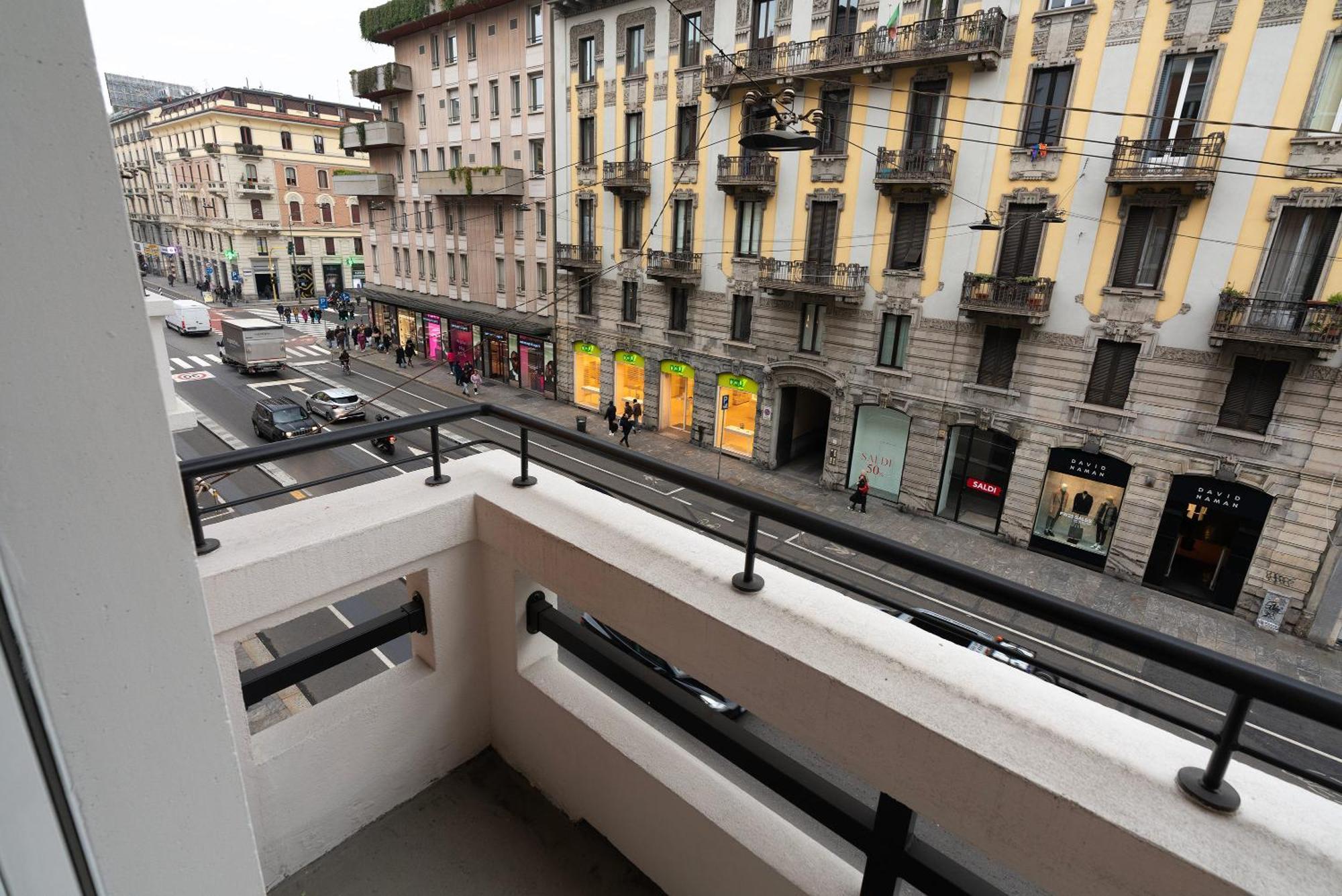 Apartmán Santa Tecla Living Corti Di Bayres Milán Exteriér fotografie
